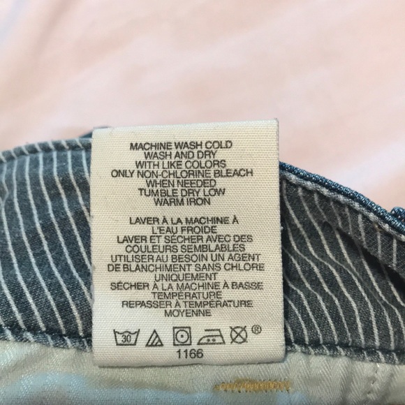 Gap Jean Mini Skirt with POCKETS! - Picture 5 of 5